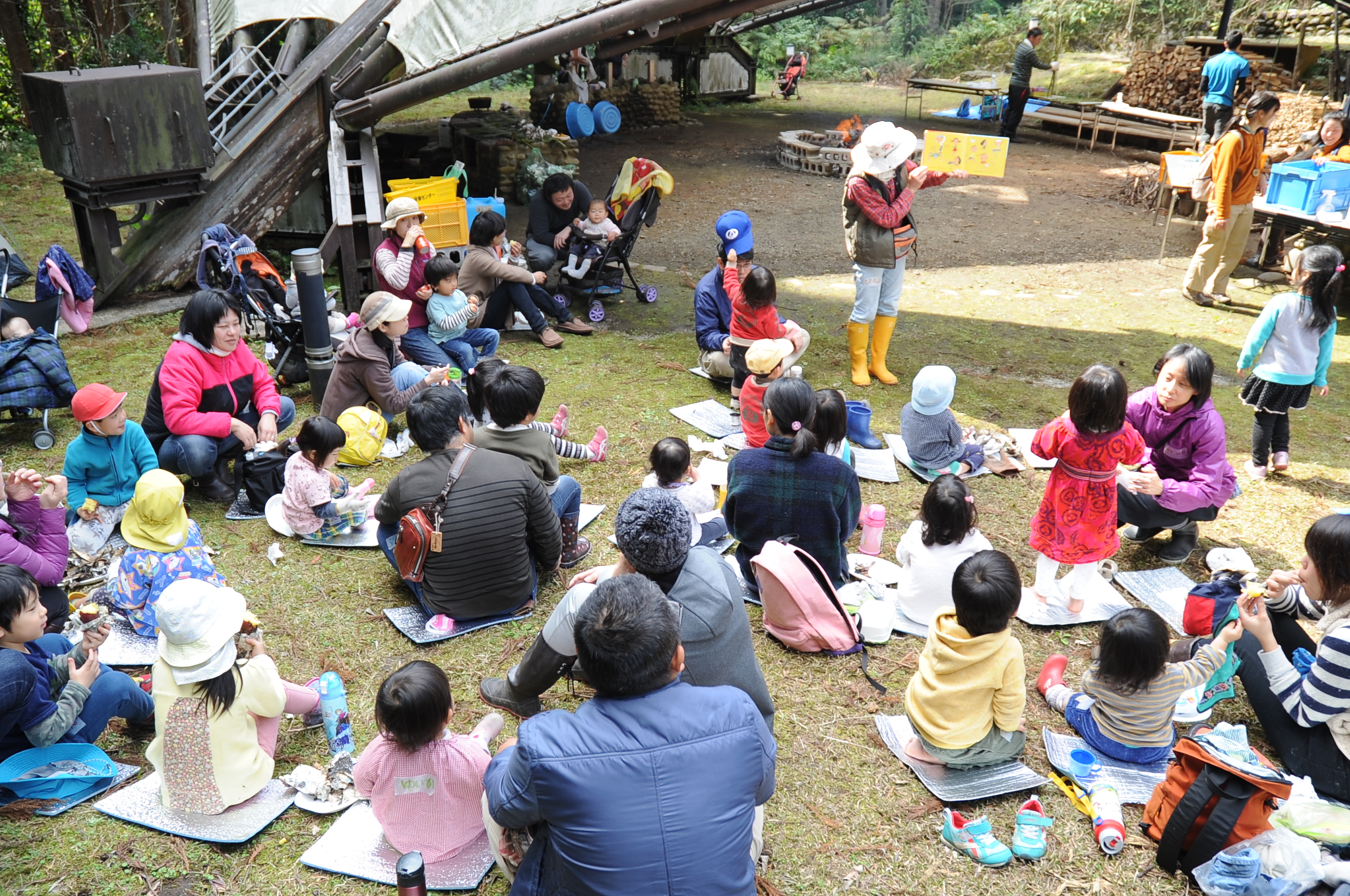 屋久島こども森の遊び場　自然の中de 広がる子育て〜森のようちえんお話会＆体験会〜